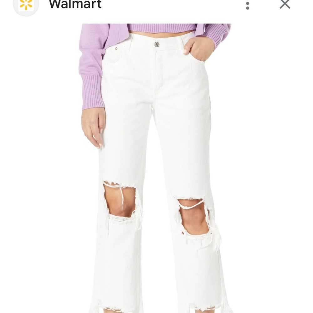 Free people/We the FreeWomen's White Distressed Jeans- worn about 5x. 108 retail